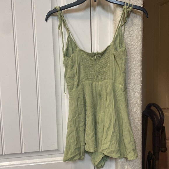 Urban Outfitters Green Romper - Picture 2 of 2